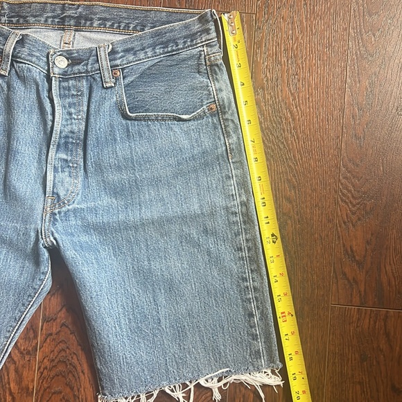 LEVI’S 501 Bermuda Cut Offs 33- Size 10 Womens - Picture 7 of 10